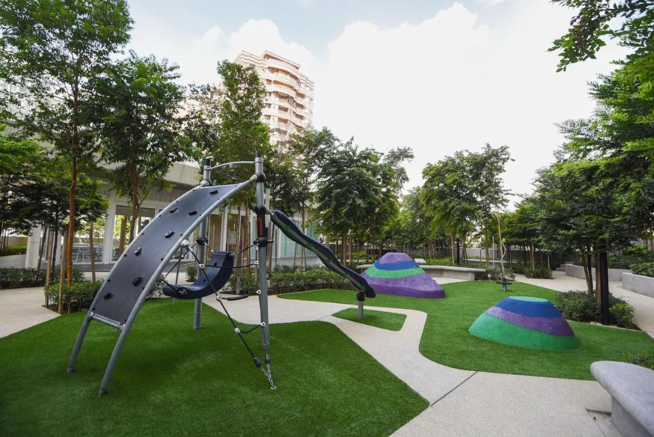 Robertson Cozy 3 Bedroom Family Suite With Netflix Kuala Lumpur Extérieur photo